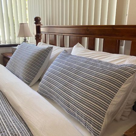 The Royal Dolphin Bed & Breakfast Safety Bay Rockingham Bagian luar foto