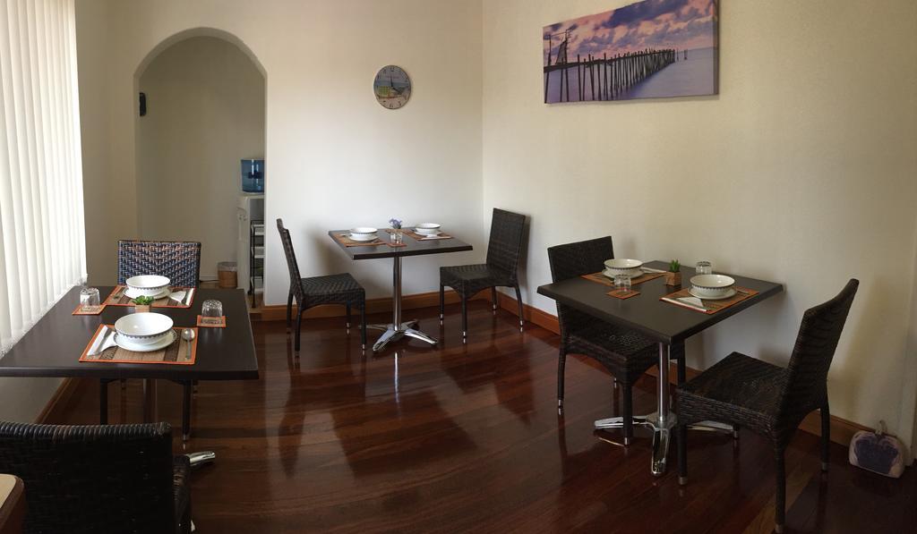 The Royal Dolphin Bed & Breakfast Safety Bay Rockingham Bagian luar foto