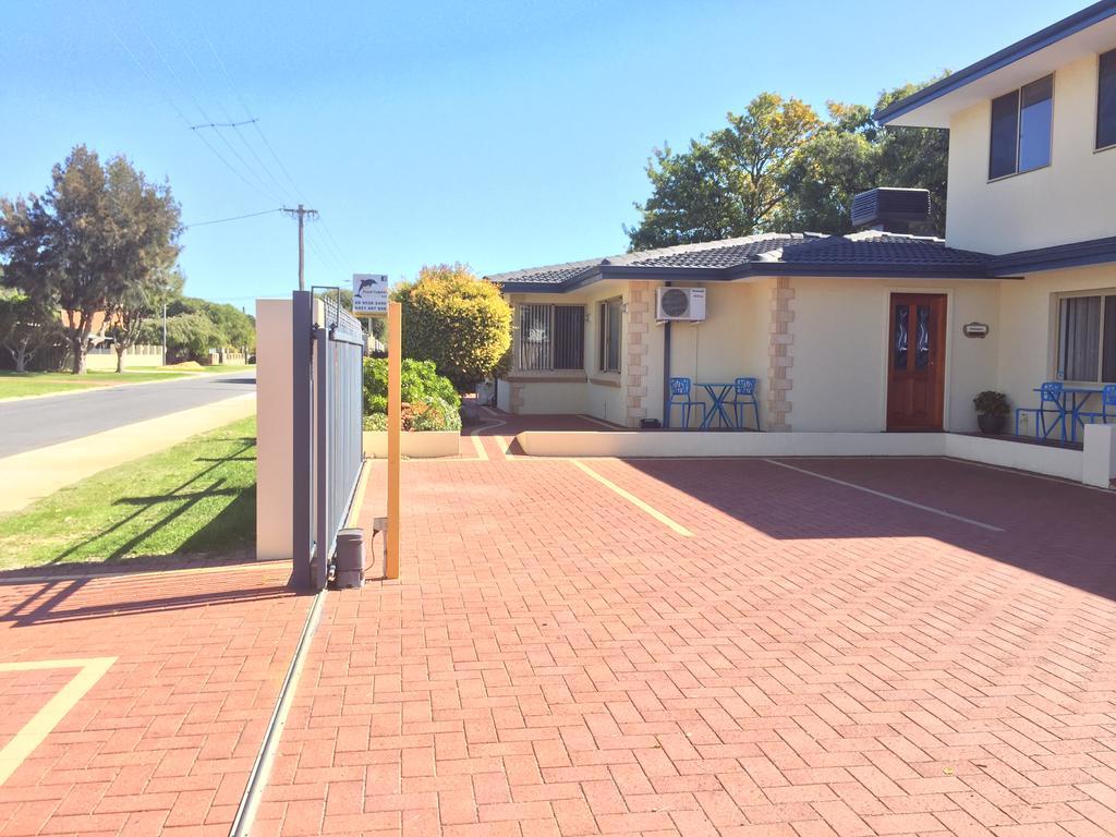 The Royal Dolphin Bed & Breakfast Safety Bay Rockingham Bagian luar foto